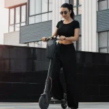 Geantă impermeabilă pentru ghidon pentru scutere, 4 L, negru 11