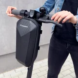 Geantă impermeabilă pentru ghidon pentru scutere, 4 L, negru 4