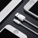 MFI-certificirani kabel USB-A na Lightning, bijeli, 1,8 m 5
