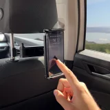 Podesiva crna nosačica za tablet ili telefon 6