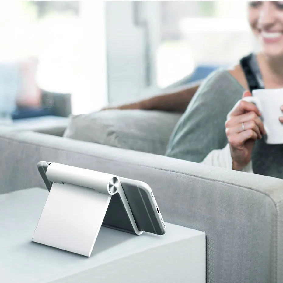 Black desktop phone stand 3