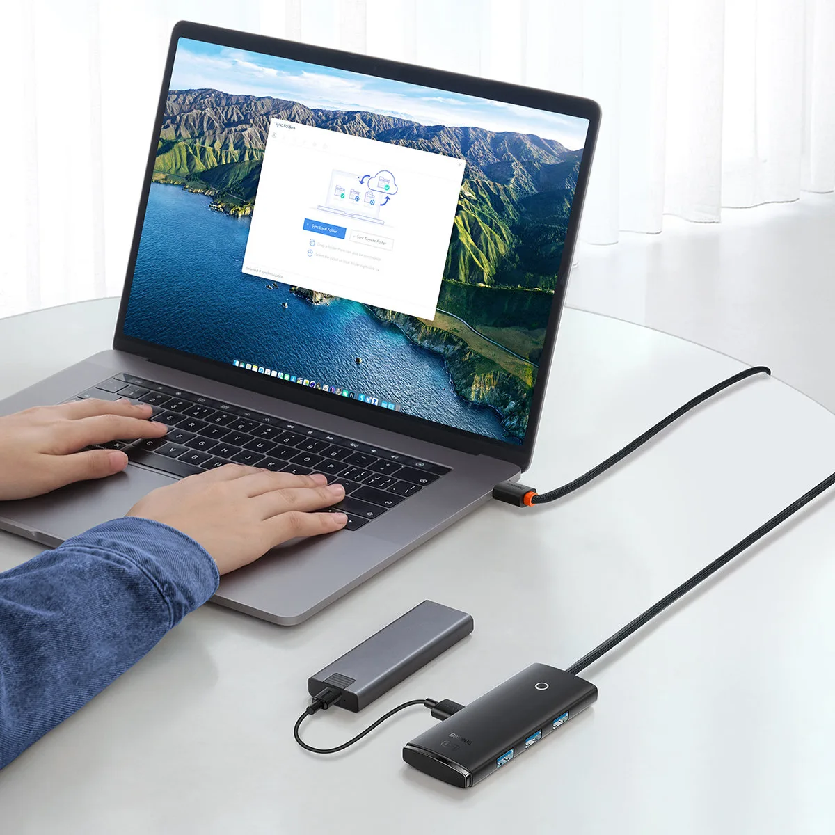 USB-A – 4xUSB-A 3.0 5 Gb/s Lite sorozatú USB-elosztó adapter, fekete 11