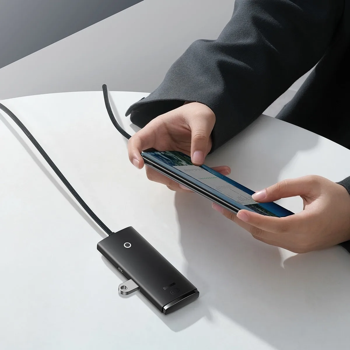 USB-A – 4xUSB-A 3.0 5 Gb/s Lite sorozatú USB-elosztó adapter, fekete 8
