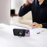 10000 mAh-s, 20 W-os MagSafe vezeték nélküli powerbank állvánnyal + USB-C kábellel, fekete 5