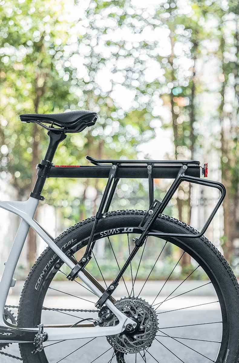 Odolný nosič na bicykel s policou, funkciou sedadla a LED zadným svetlom – čierny 7