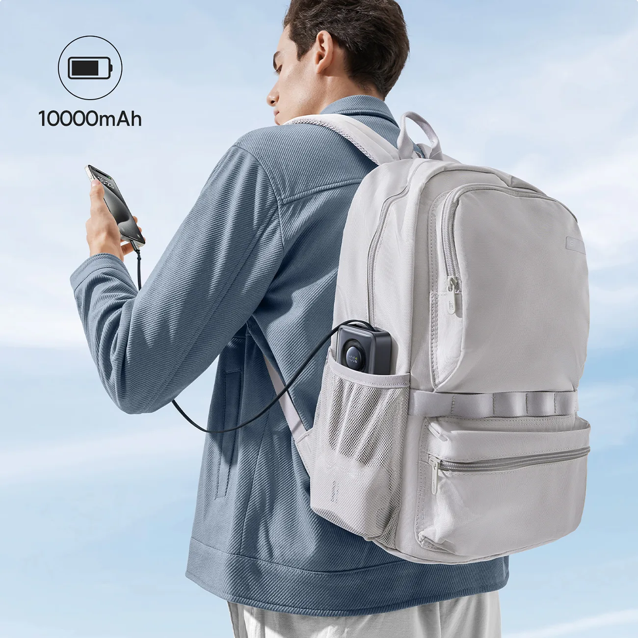 Power Bank de 10000 mAh și 30 W cu port USB-C și cablu USB-C retractabil Free2Pull - Negru 10