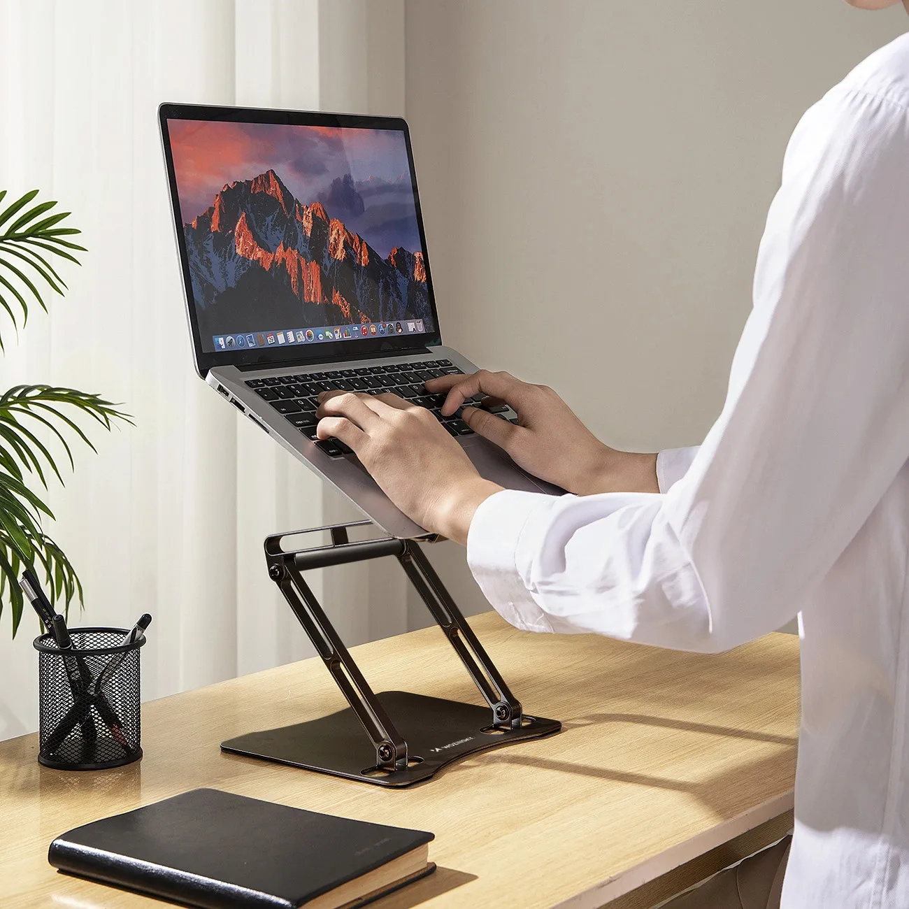 SET Suport pentru laptop din aluminiu + suport pentru smartphone - negru 9