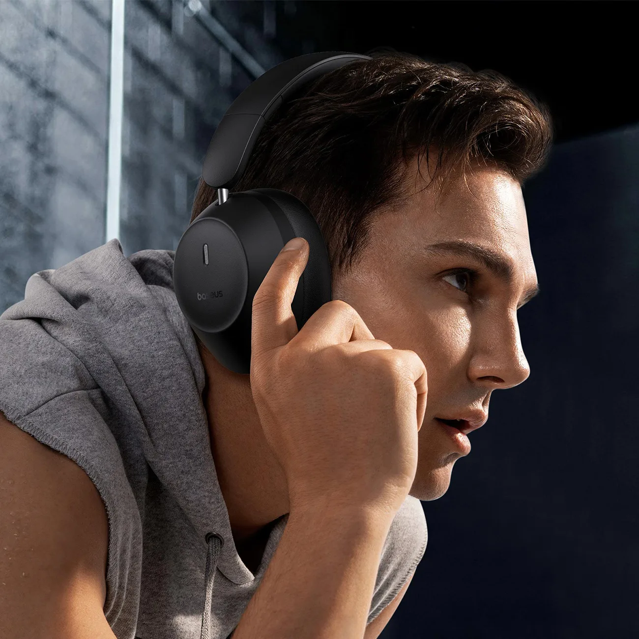 Bass 30 Max Bluetooth 5.3 Over-Ear Wireless Headphones - Black 11