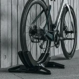 Szélességében állítható (3–8 cm) kerékpárkerék-tartó – fekete 8