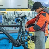 Suport multifuncțional de service, suport pentru bicicletă montat pe podea - negru 6
