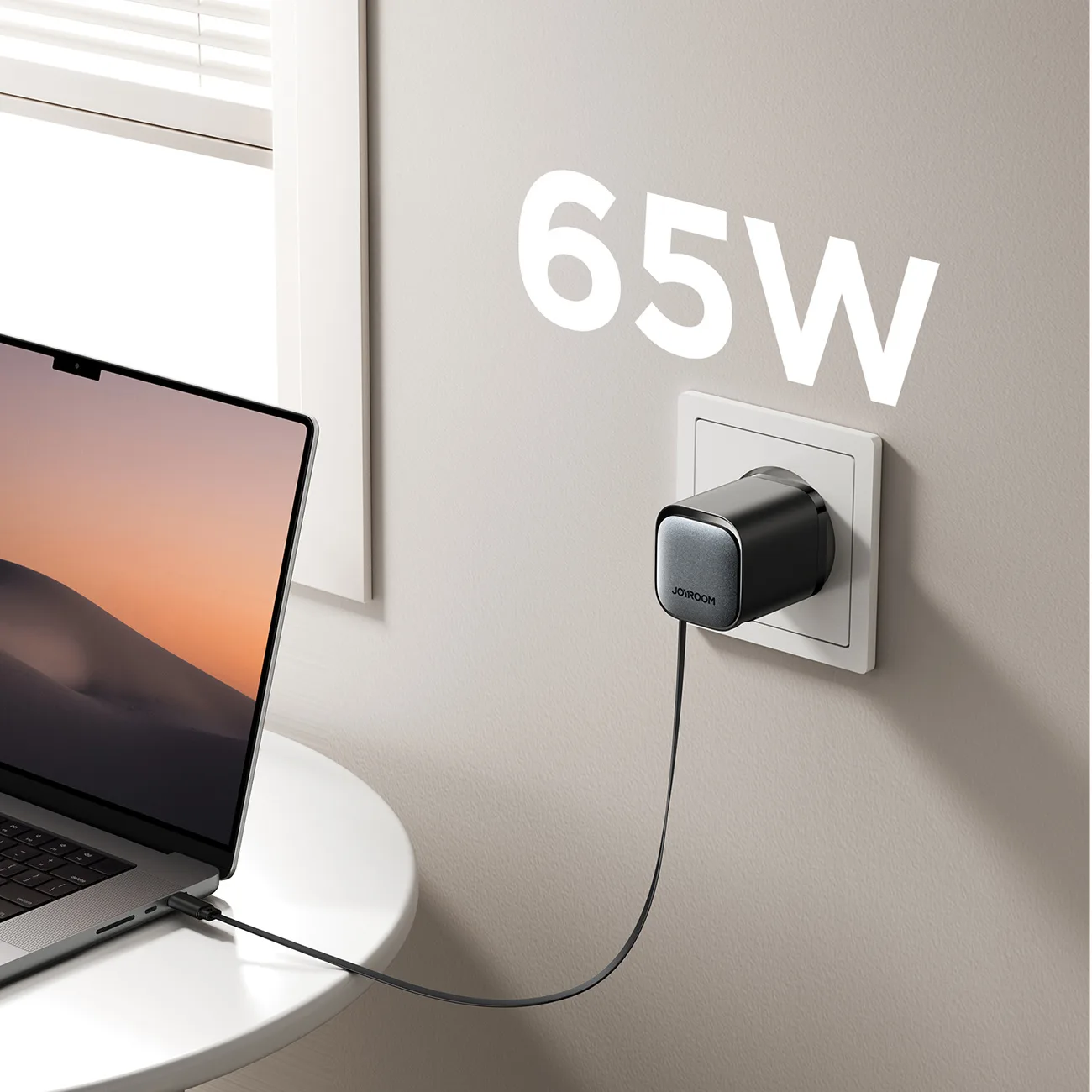 GaN 65-W-USB-A/USB-C-Ladegerät mit integriertem USB-C-Kabel – schwarz 8