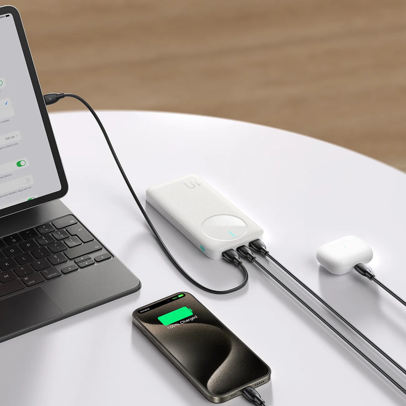 JR-PBF12 10000 mAh 2,4 A 2x USB-A 1x USB-C Powerbank – weiß 9