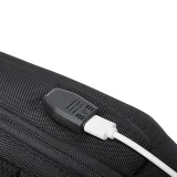 Plecak miejski Premium na jedno ramię antykradzieżowy z organizerem i USB - czarny 7