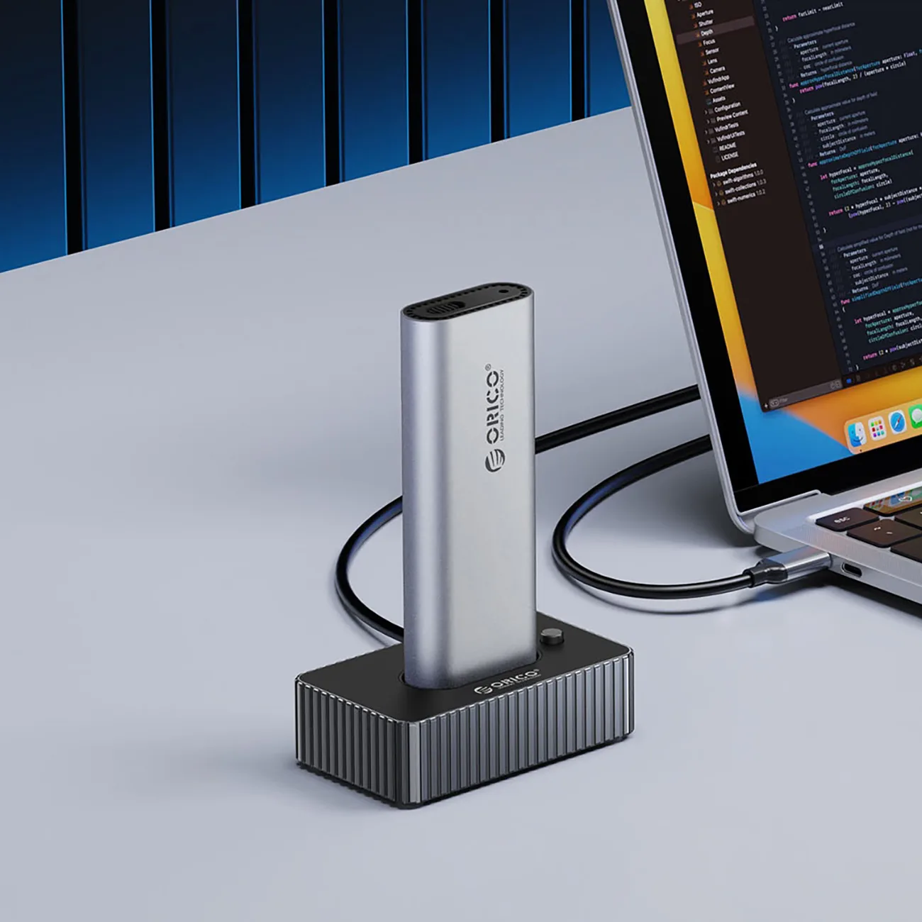 IT18C3 docking station for M.2 NVMe / SATA drives - gray 3