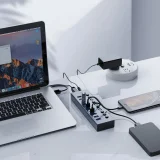BT2U3-16AB Hub mit 16 USB-A-Anschlüssen – grau 5