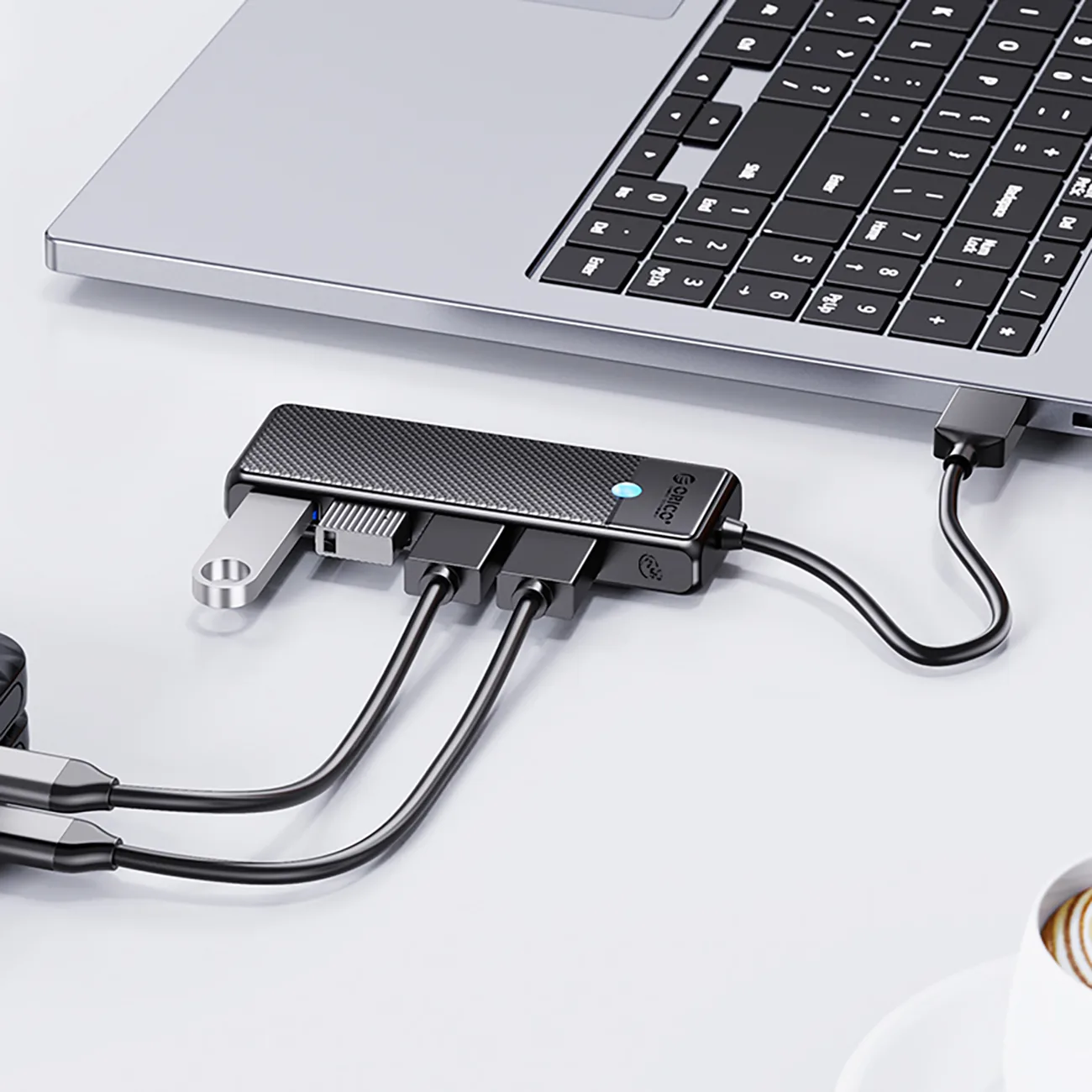 PAPW4A-C3 Hub, 4x USB-A elosztó - fekete 3