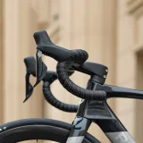 Bandă pentru ghidon de bicicletă din PU, model velur - maro 11