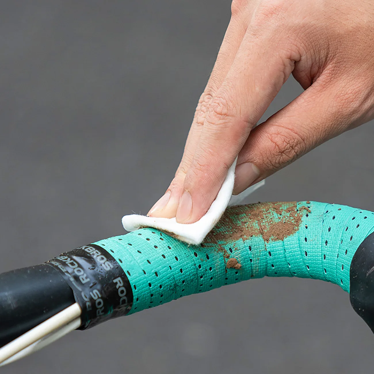 Owijka na kierownicę rowerową z pianki EVA wzór Power - czarna 5