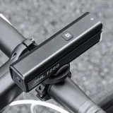 Predné svetlo na bicykel s výkonom 1000 lm s káblom USB-C na USB-A – čierne 11