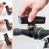 Predné svetlo na bicykel s výkonom 1000 lm s káblom USB-C na USB-A – čierne 3