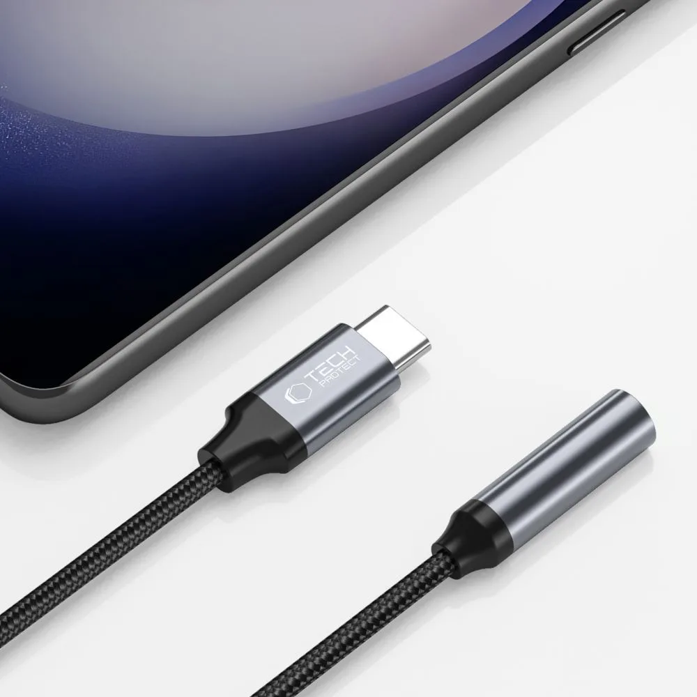 USB-C to 3.5mm Mini Jack Adapter - Black 2