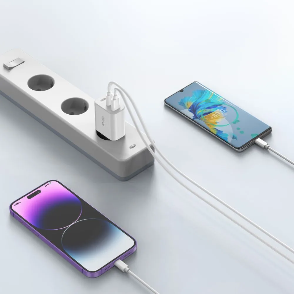 2x USB-C PD / USB-A QC 30W Wall Charger - White 4
