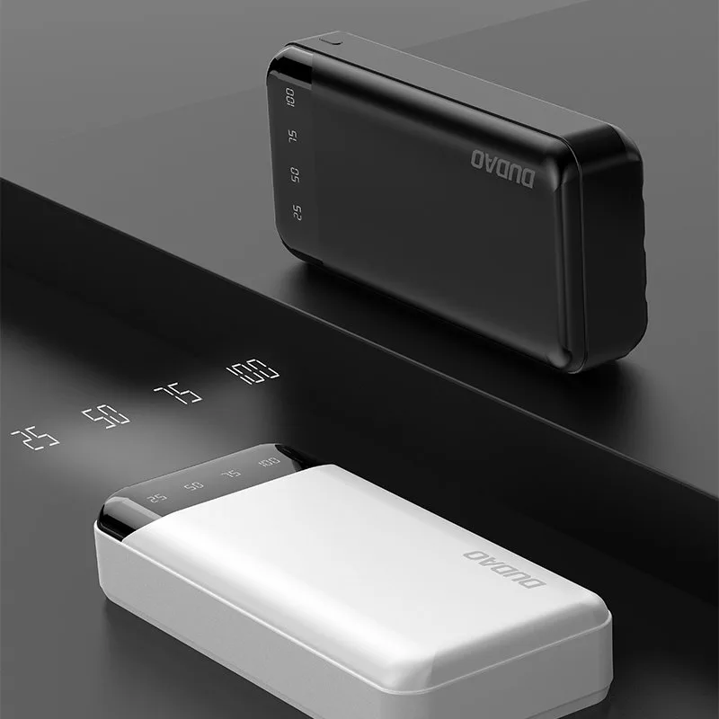 Nagy kapacitású, 20000 mAh-s powerbank 3 beépített USB-C, microUSB és Lightning kábellel, fekete 7