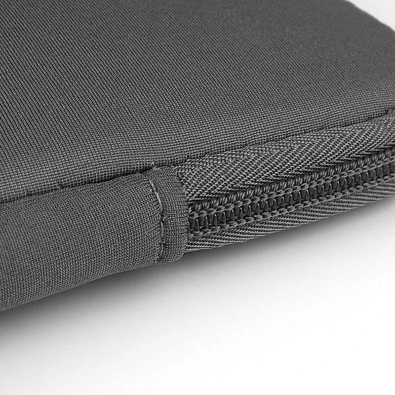 Universal slip-on case for 15.6'' laptops and tablets, gray 5