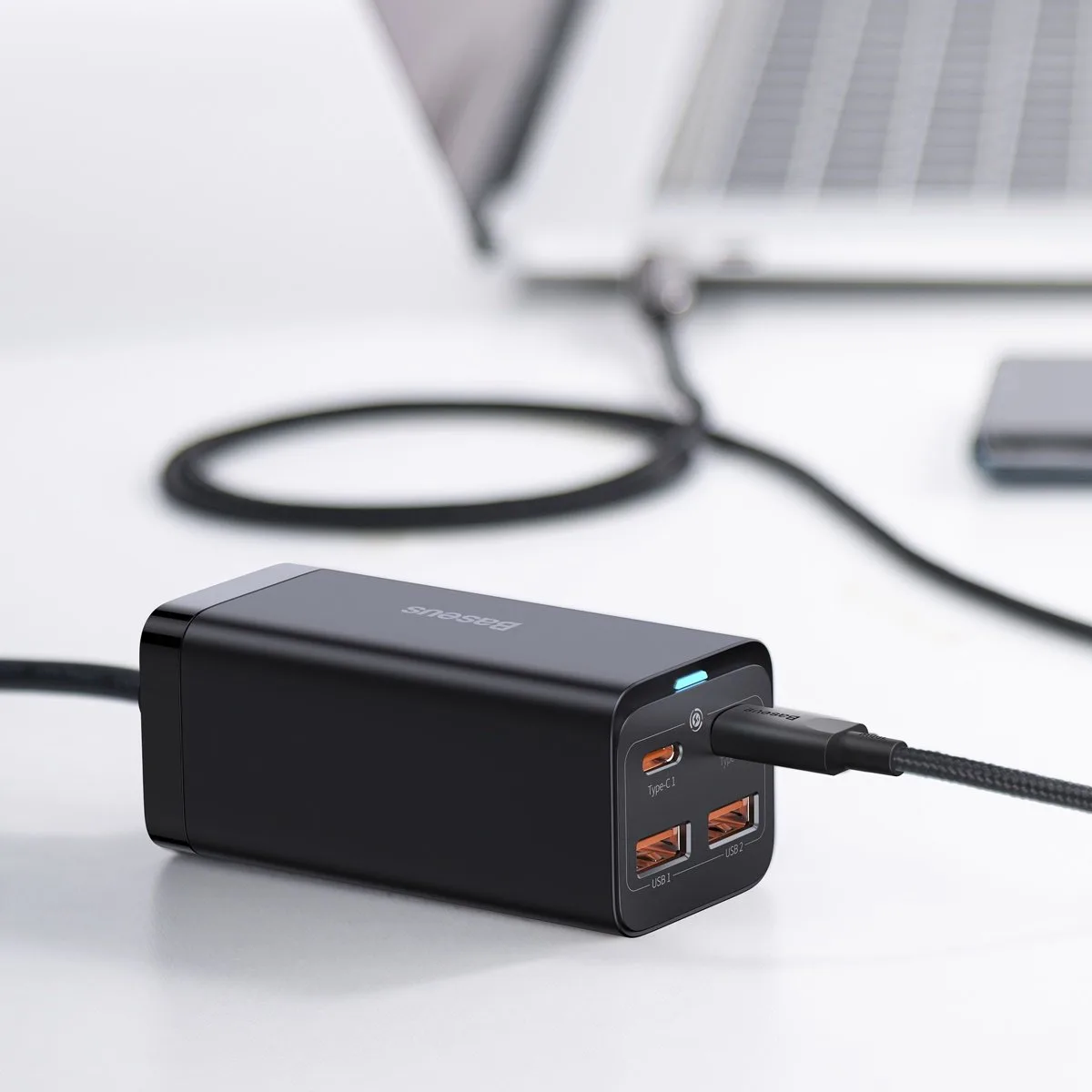 Rýchla univerzálna nabíjačka GaN do zásuvky 2x USB-C 2x USB 100 W QC 4.0+ AFC čierna 11