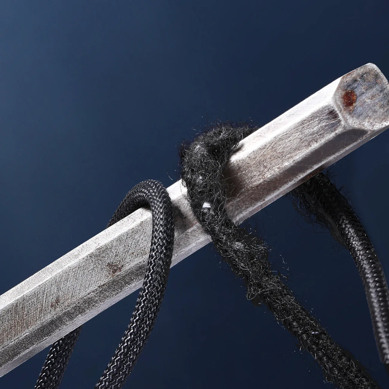 Kabel przewód do iPhone USB-C - Lightning z wyświetlaczem 20W 1.2 m czarny 10