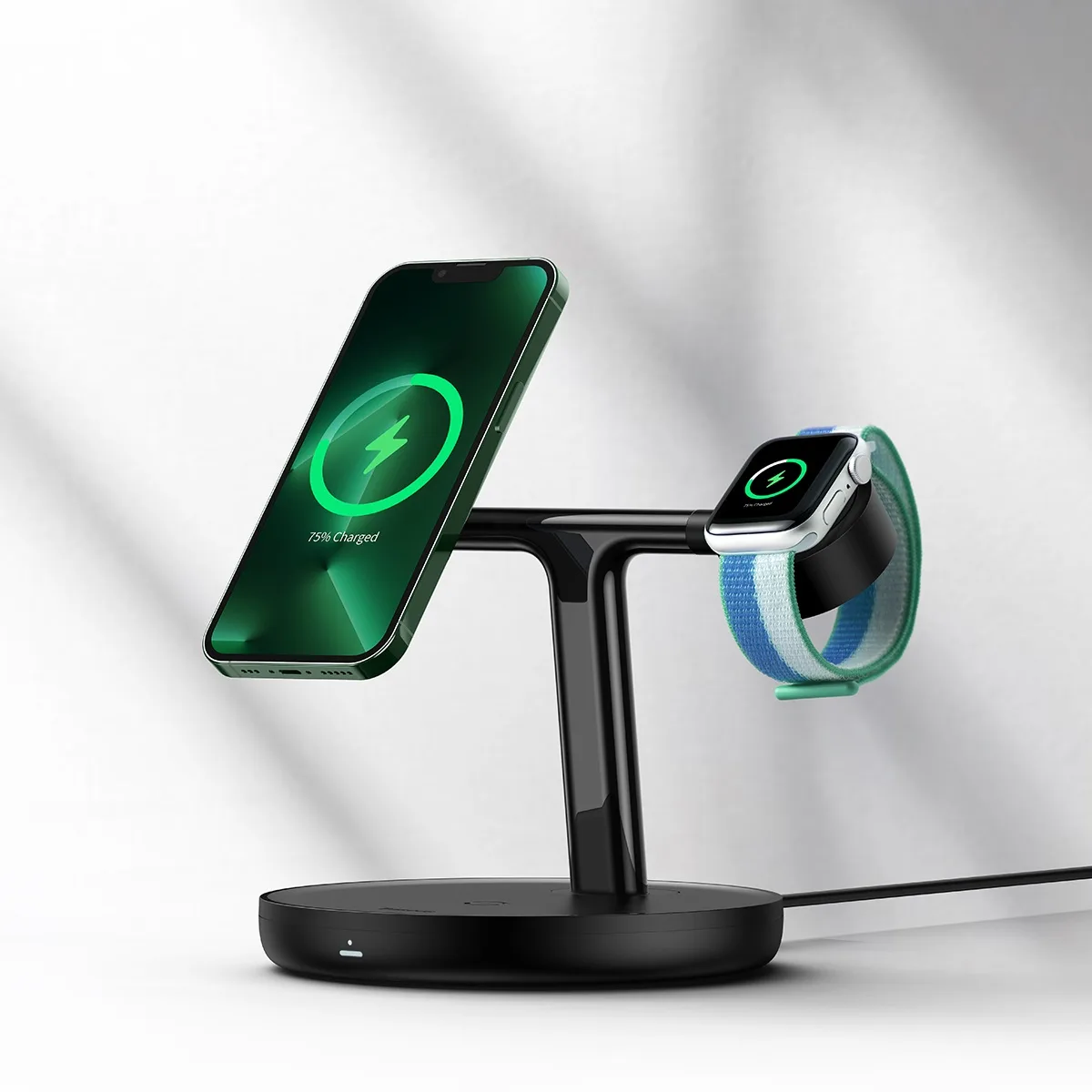 3 az 1-ben induktív töltőállvány iPhone, Apple Watch és AirPods készülékekhez + 1 m-es USB-C kábel, fekete 11