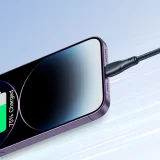Surpass Series 1,2 m langes schwarzes USB-zu-Lightning-Kabel für iPhone, 2,4 A 10