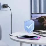 Surpass Series 1,2 m langes schwarzes USB-zu-Lightning-Kabel für iPhone, 2,4 A 11