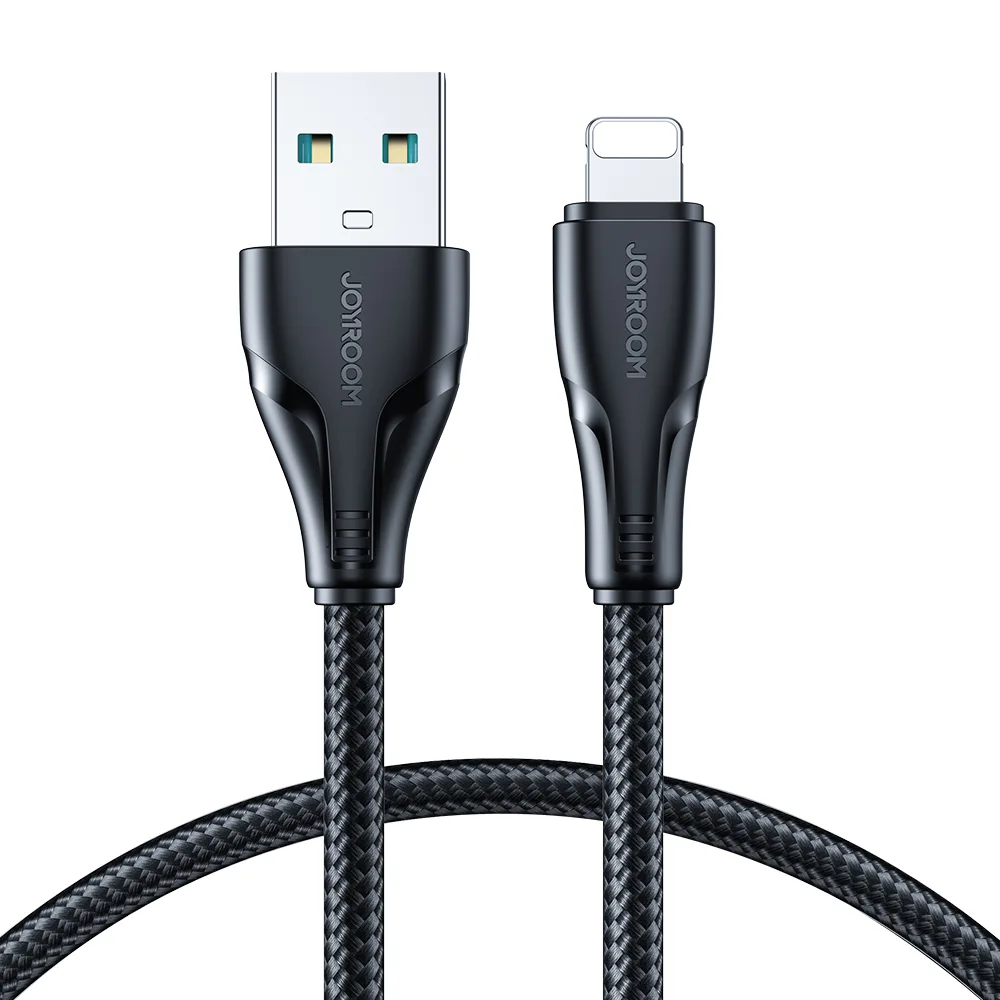 Surpass Series 1,2 m langes schwarzes USB-zu-Lightning-Kabel für iPhone, 2,4 A 8