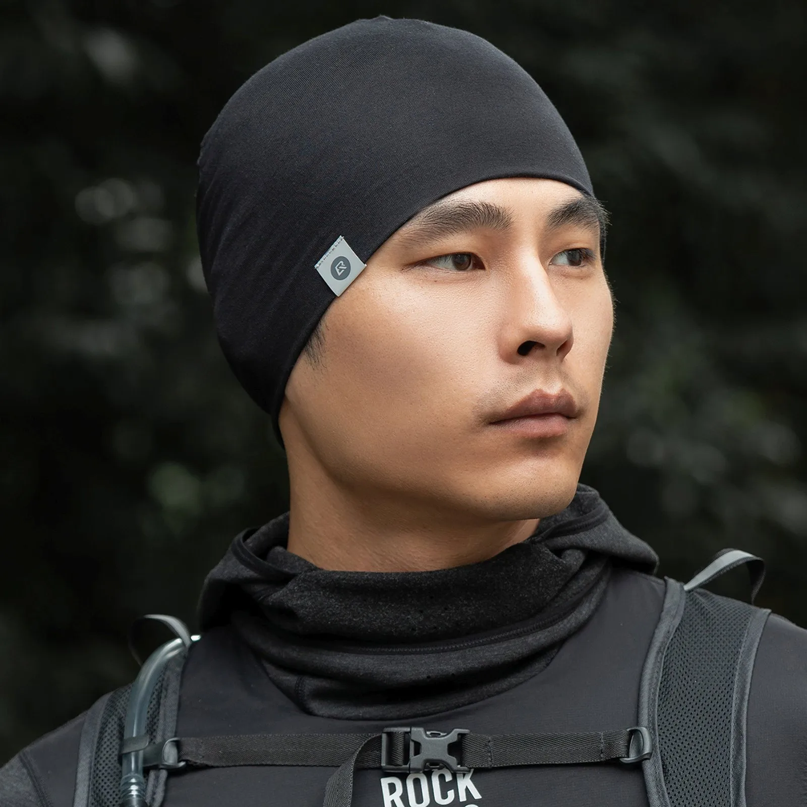 Sports cap for cycling and running made of wool and Tencel, one-size-fits-all - black 3