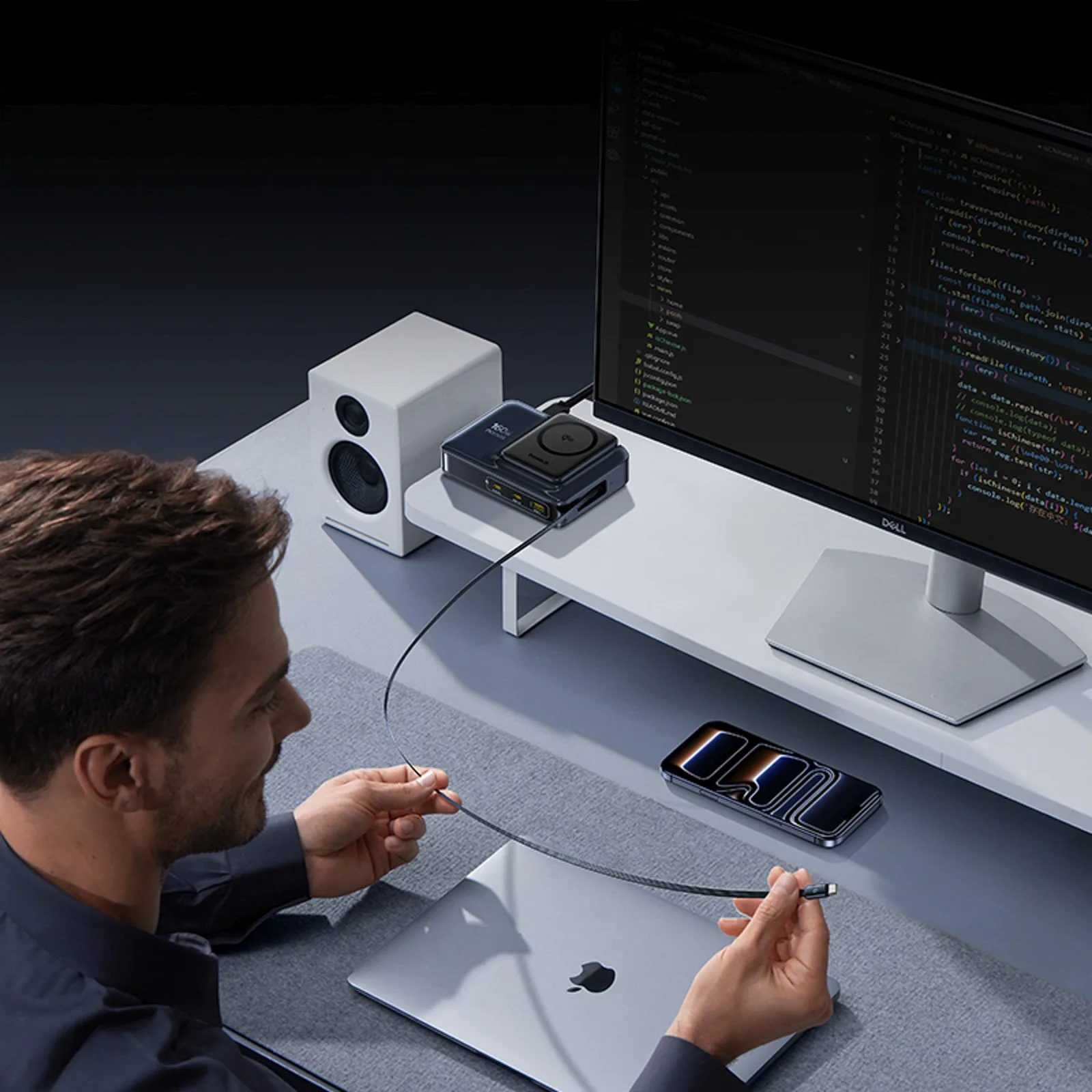 Stacja ładująca 5w1 bezprzewodowa USB-A USB-C ze zwijanym kablem Qi2 160W - czarna 9