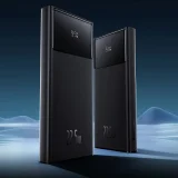 Powerbank 10000mAh USB-A USB-C z wyświetlaczem kablem 22.5W - czarny 4