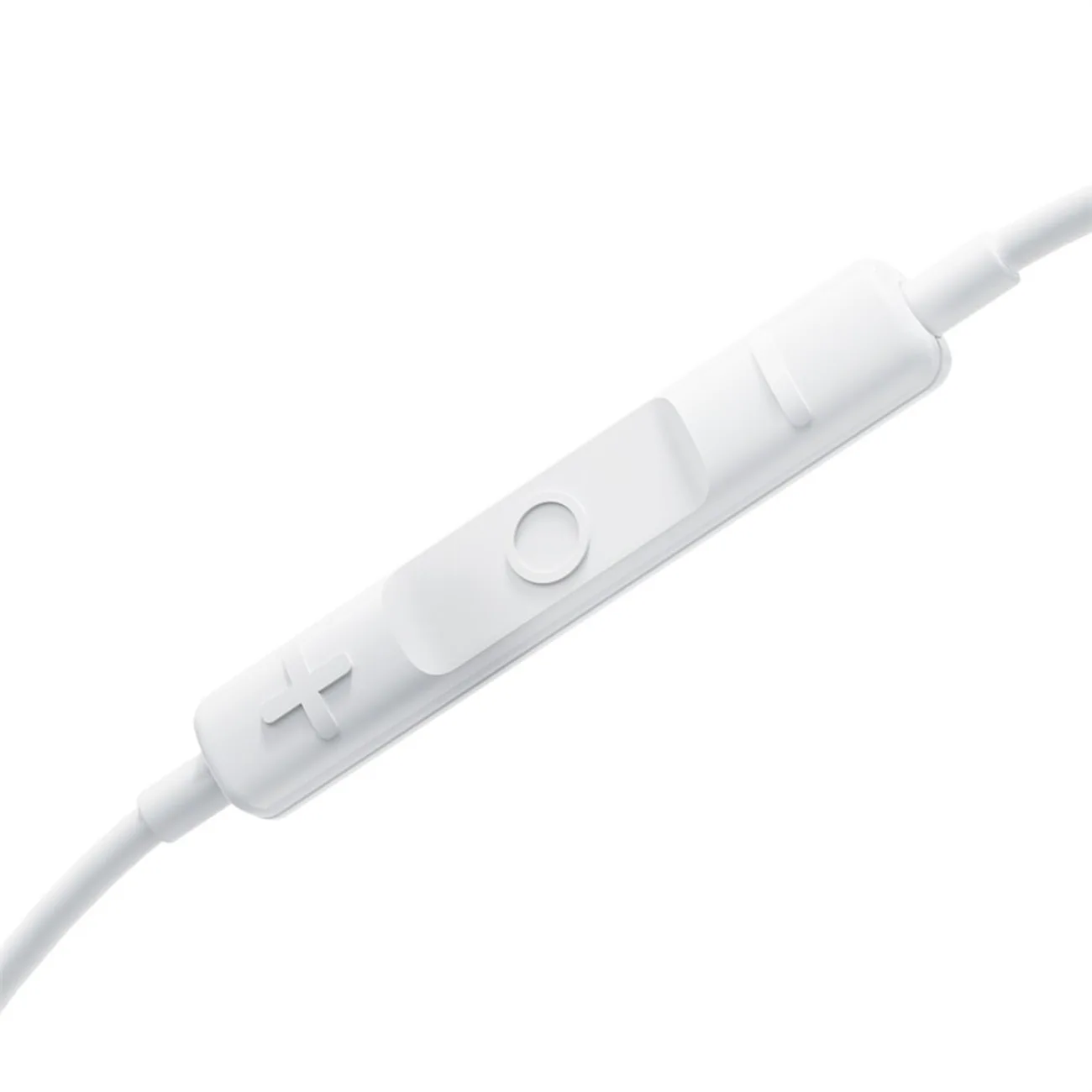 USB-C wired in-ear headphones - white 5