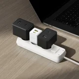 Palm 30-W-USB-C-zu-USB-A-Wandladegerät – Weiß 9
