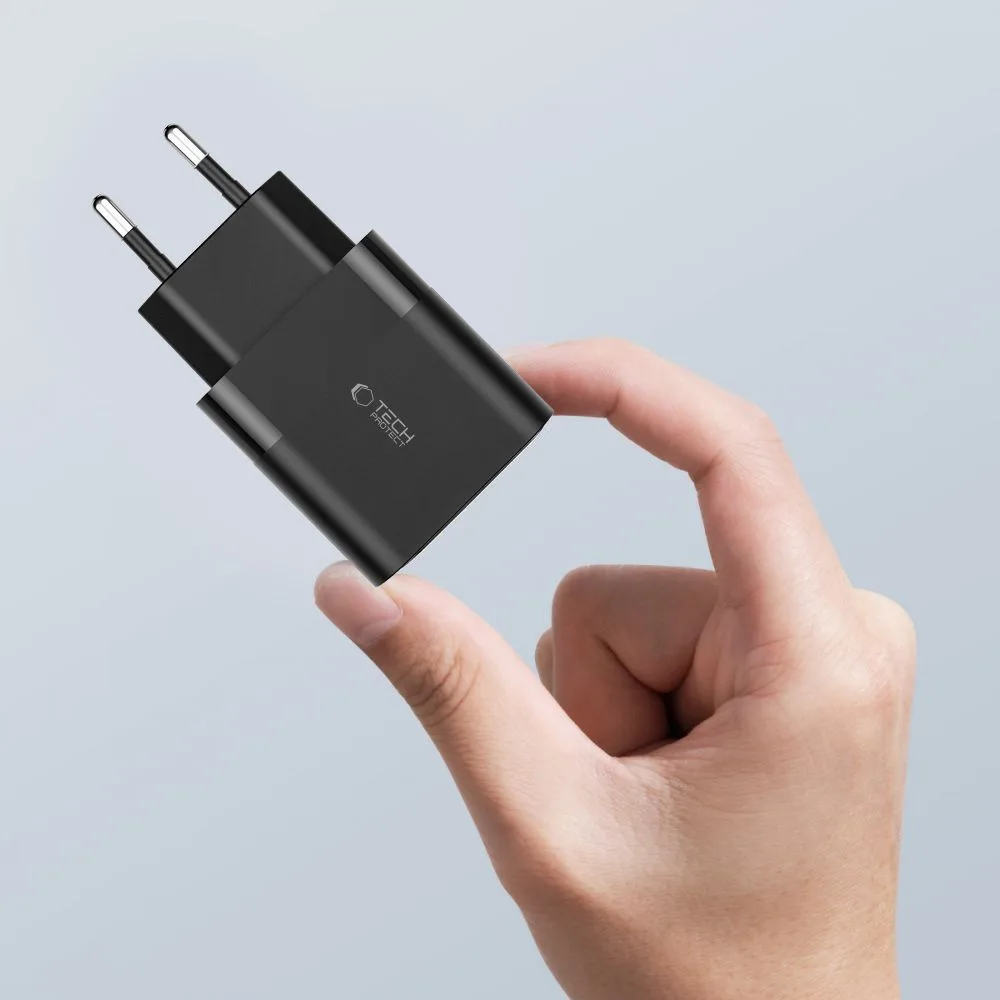 C30W USB-C to USB-A 30W Wall Charger - Black 7