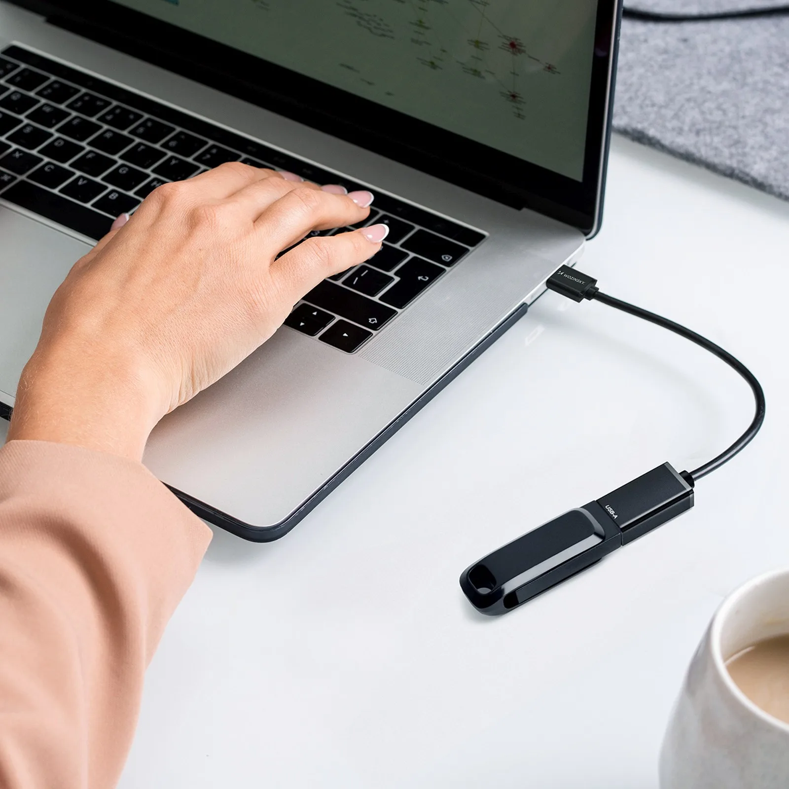 USB-C (hím) – USB-A (nő) OTG adapter – fekete 6