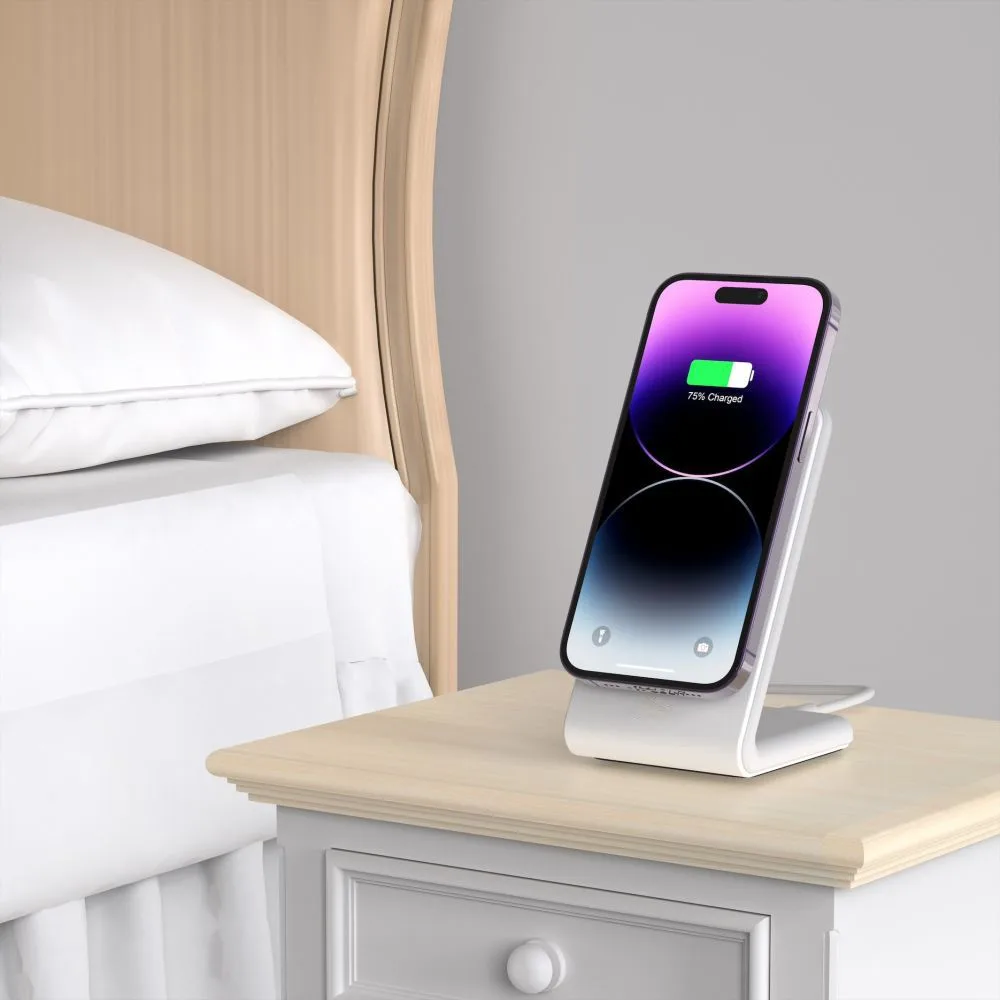 QI15W-A38 MagSafe Wireless Desktop Charger for Smartphones - White 8