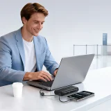 25000mAh 145W Power Bank s zaslonom i ugrađenim USB-C kabelima - crna 4