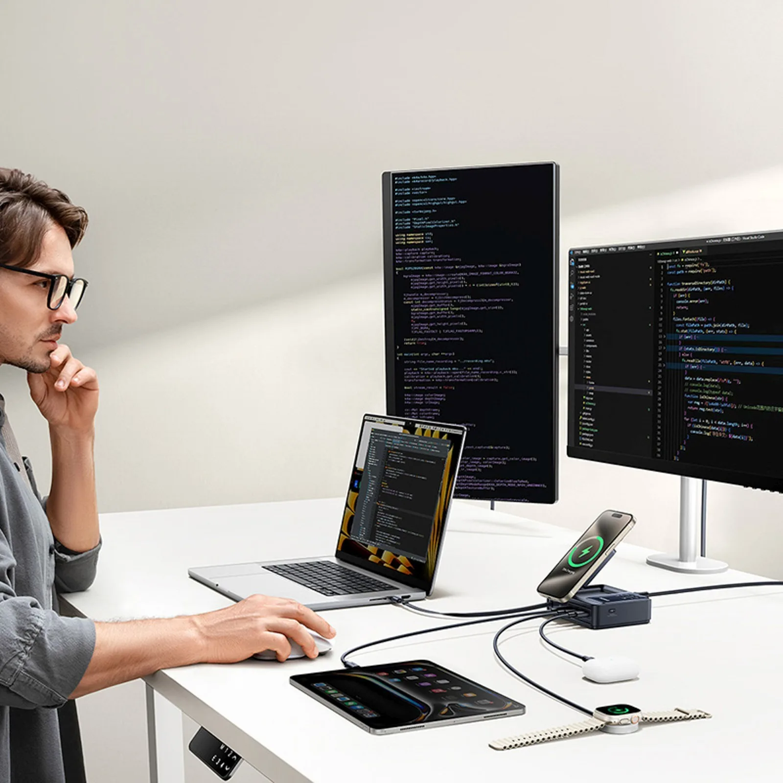 Stacja ładująca 5w1 USB-A UAB-C z wyświetlaczem zwijanym kablem 140W Qi2 - czarna 9