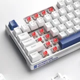 Mechanische Gaming-Tastatur mit kabelgebundenen roten Schaltern und Hintergrundbeleuchtung – Weiß 11