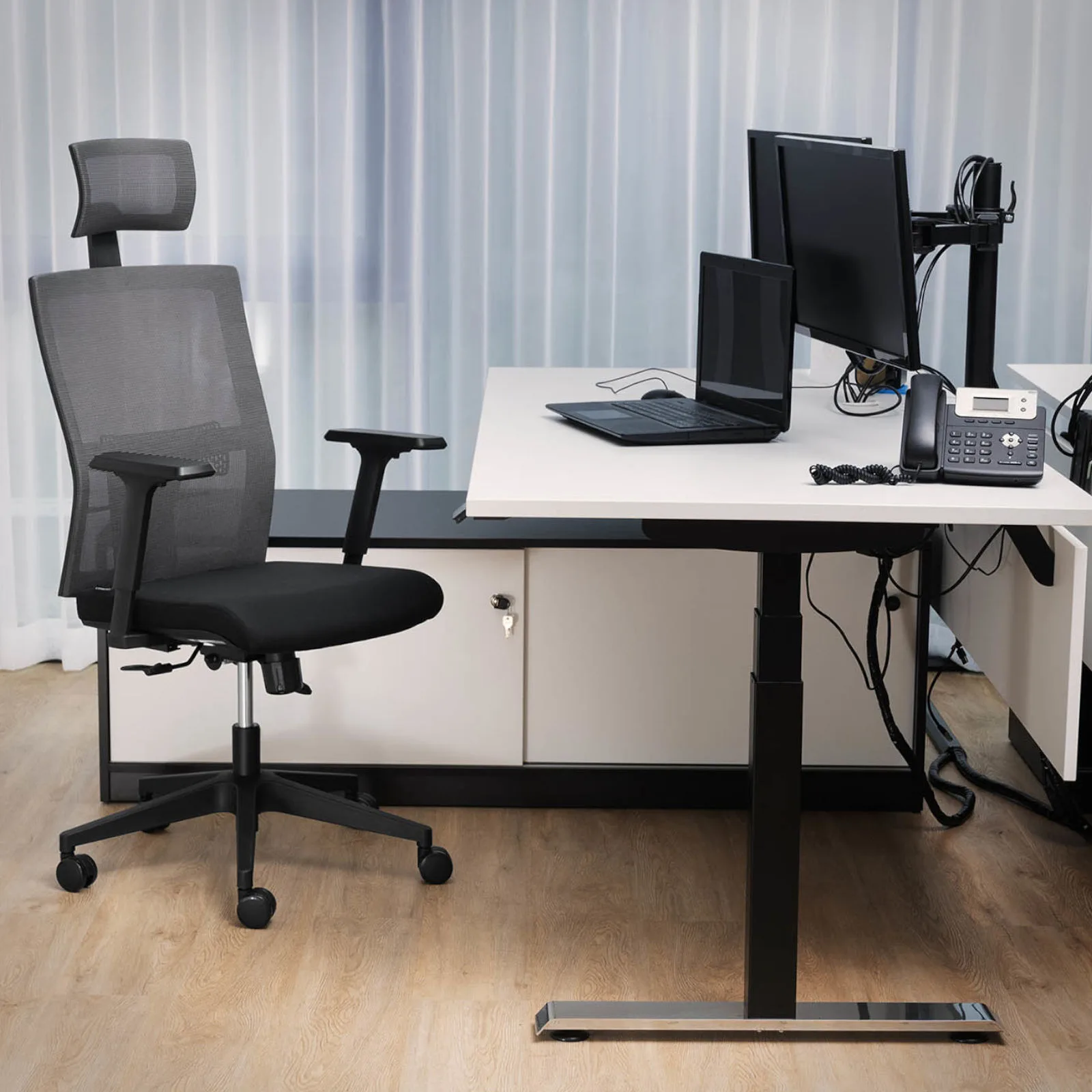 Ergonomska mrežasta uredska stolica s lumbalnom potporom i naslonom za glavu, max. 150 kg 5