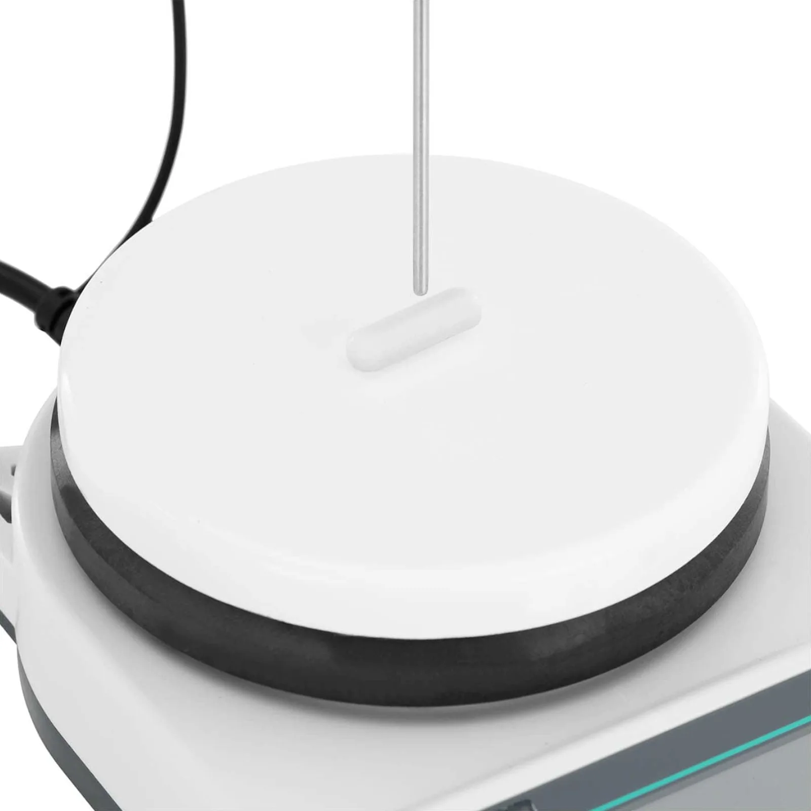 Laboratory magnetic stirrer with heating (0–260°C, 50–1500 rpm) 5