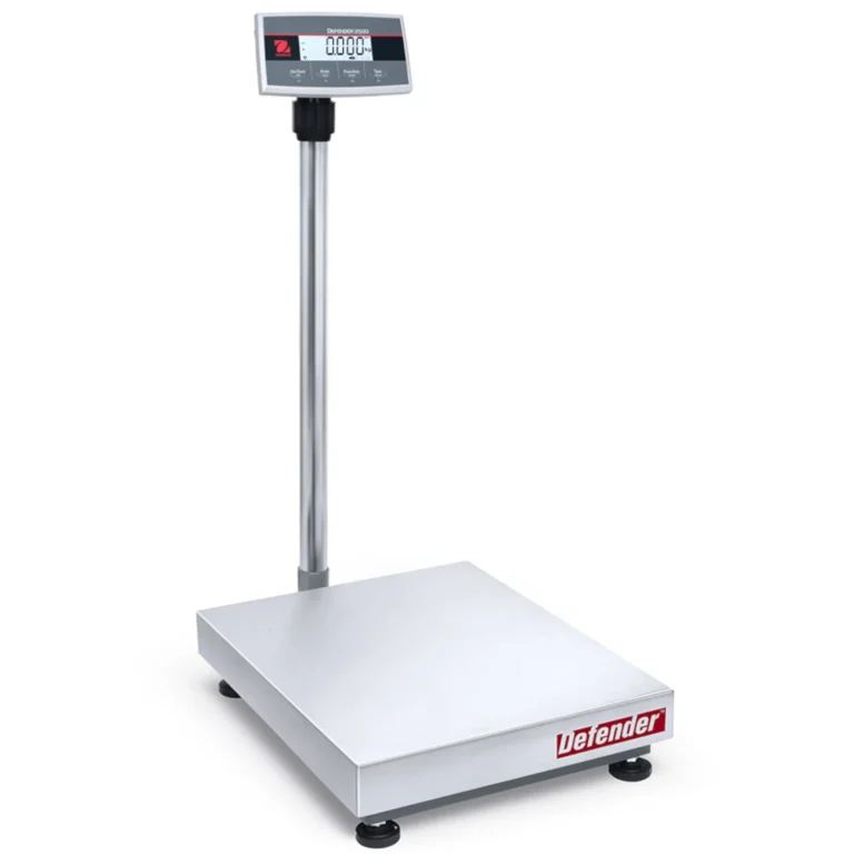 OHAUS DEFENDER 2500 LCD raktári emelvényes mérleg hitelesítéssel, 30x35 cm, 30 kg / 10 g