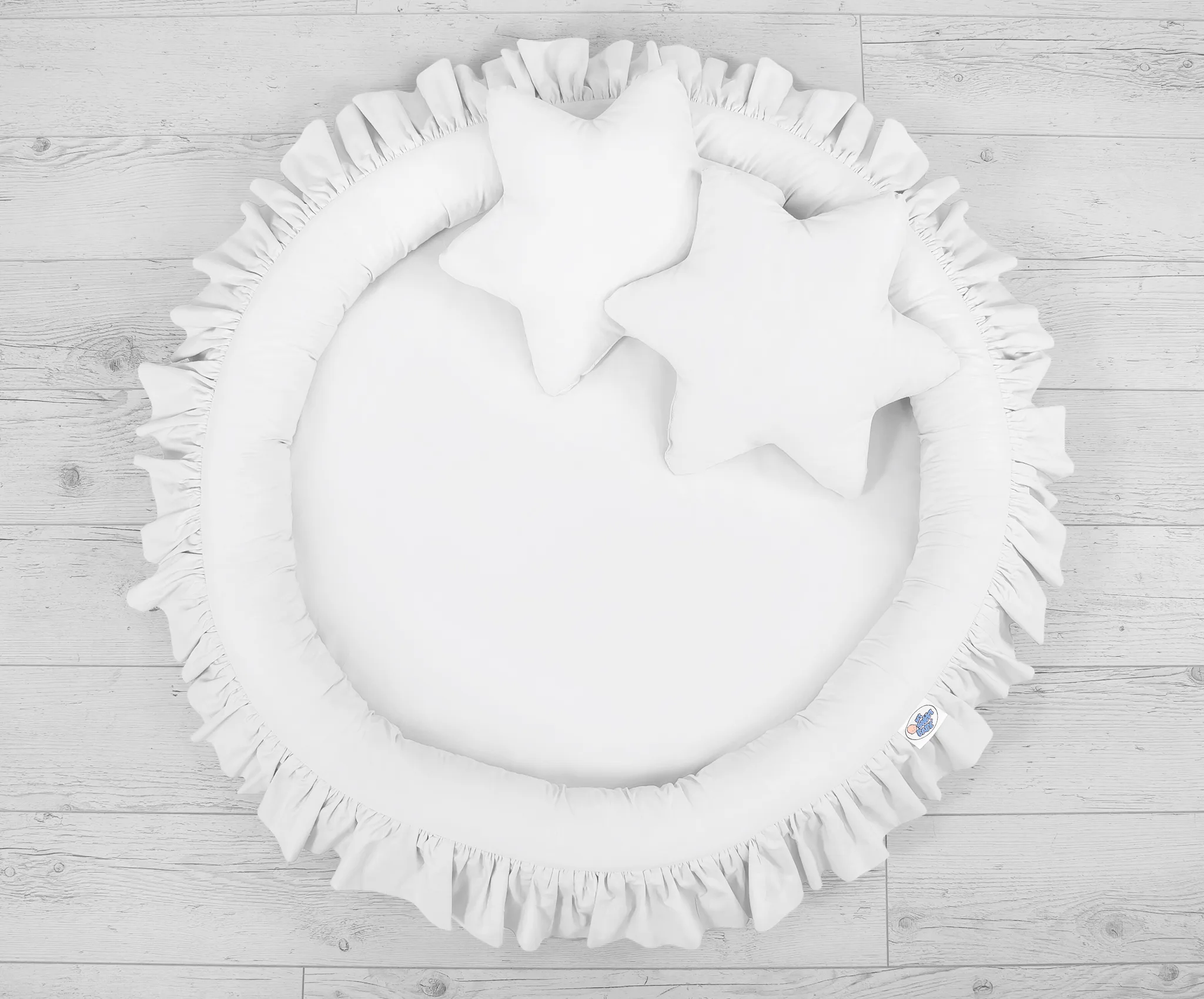 Nest with flounce - white 9