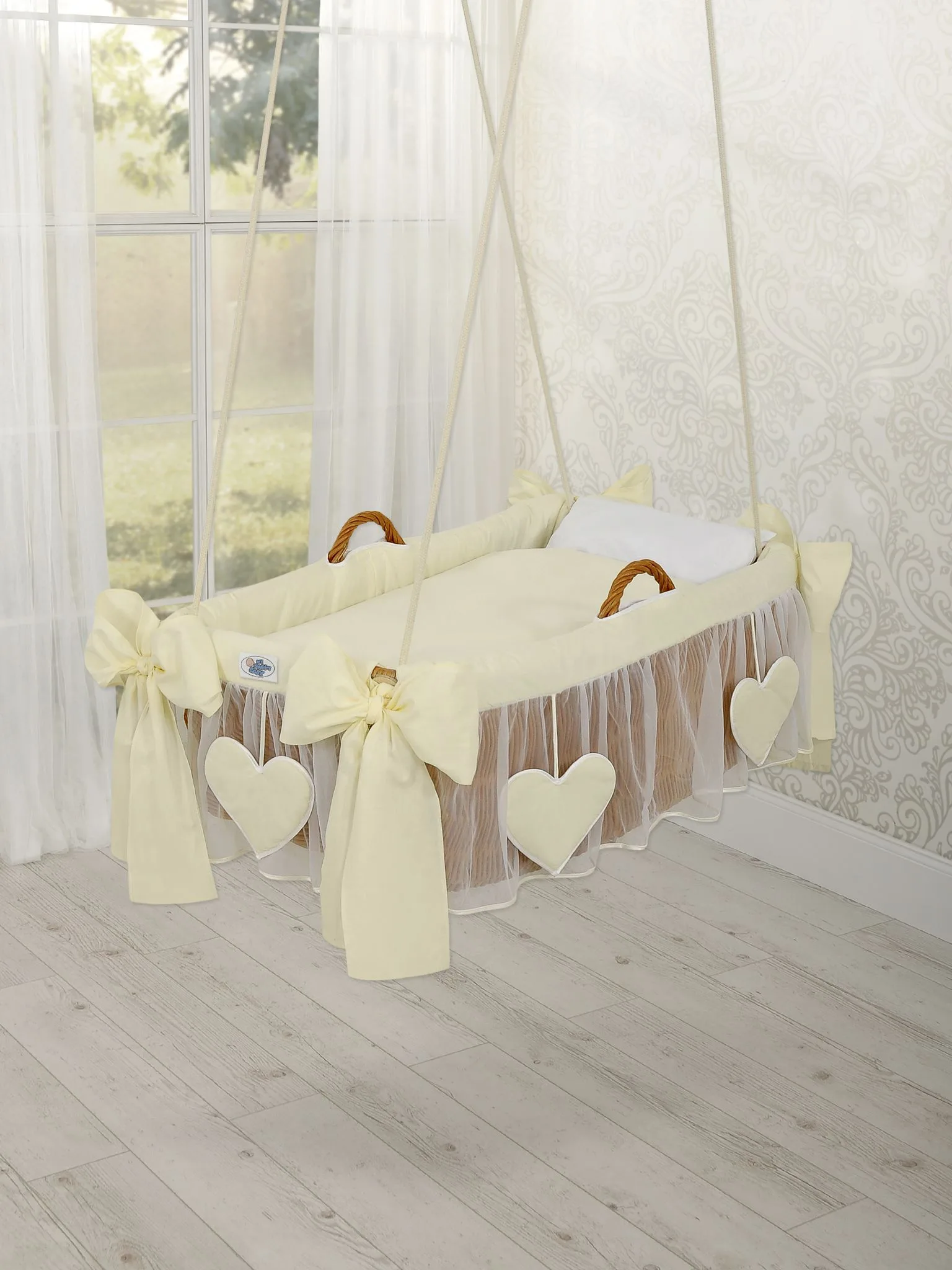 Moses Basket/Hanging crib- Amelie cream 2